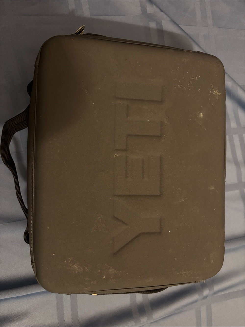 Yeti Black Hard Shell Lunch Tote - Picture 3 of 3